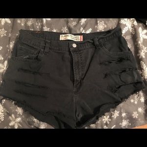 Dark navy blue/black Levi’s high waisted shorts